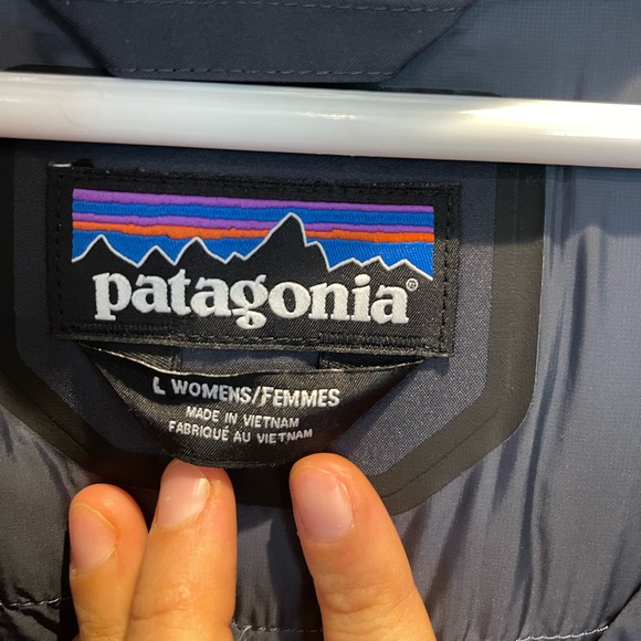 Patagonia Women’s Frozen Range Jacket - Picture 4 of 7